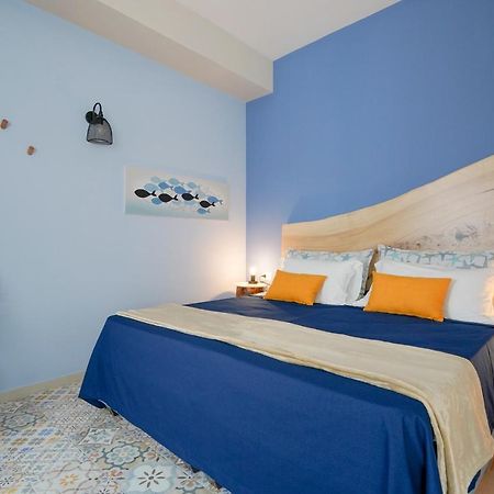 Mediterranea Apartment- Central Station - Free Wifi&Netflix Bari Exteriér fotografie