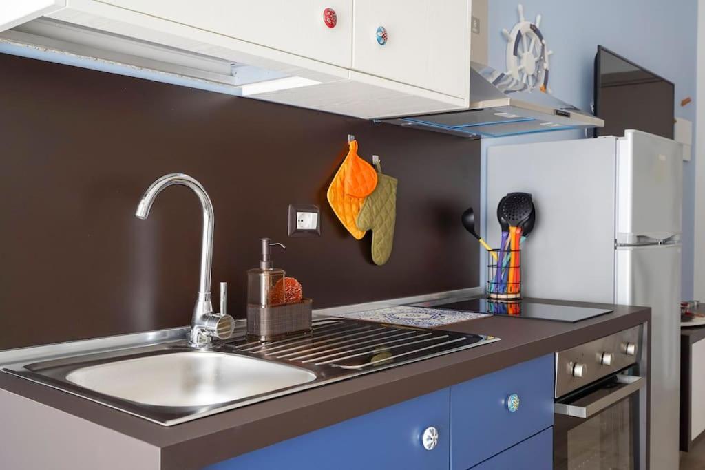Mediterranea Apartment- Central Station - Free Wifi&Netflix Bari Exteriér fotografie