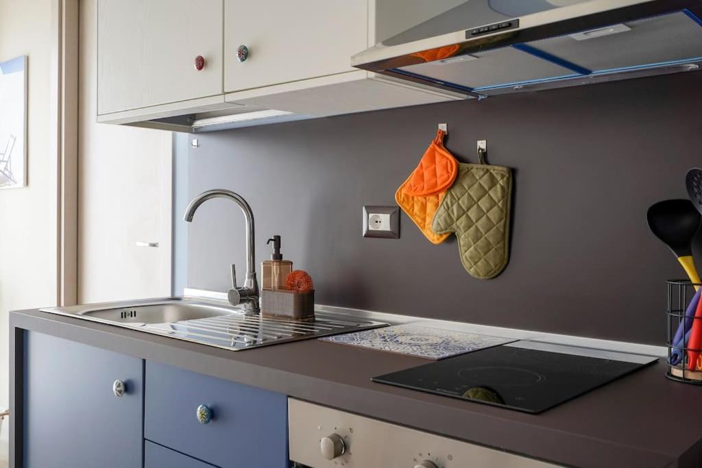 Mediterranea Apartment- Central Station - Free Wifi&Netflix Bari Exteriér fotografie