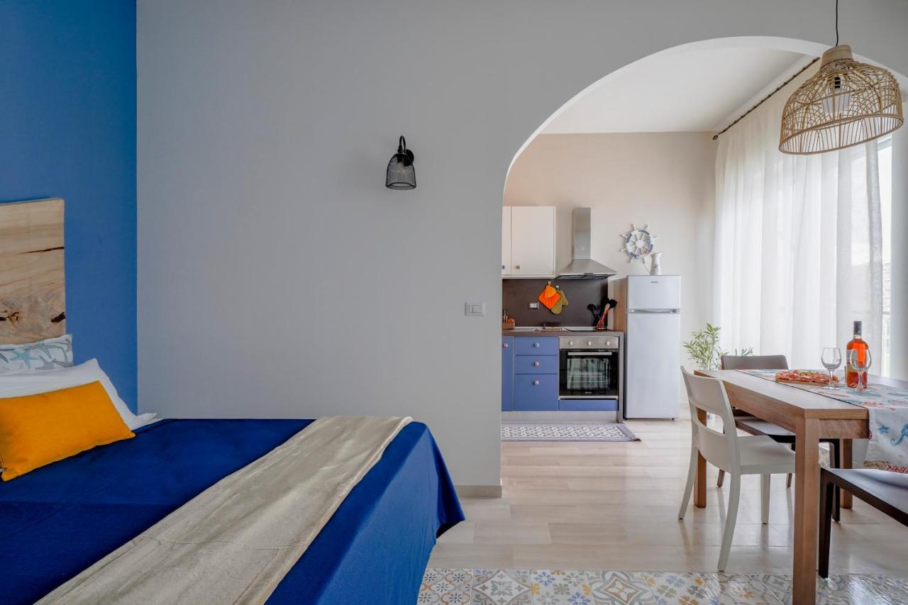 Mediterranea Apartment- Central Station - Free Wifi&Netflix Bari Exteriér fotografie