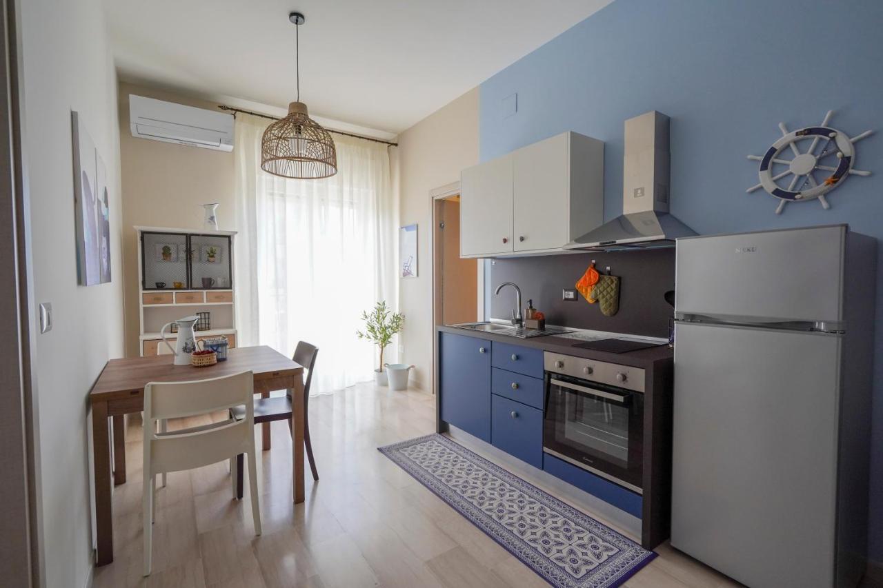 Mediterranea Apartment- Central Station - Free Wifi&Netflix Bari Exteriér fotografie