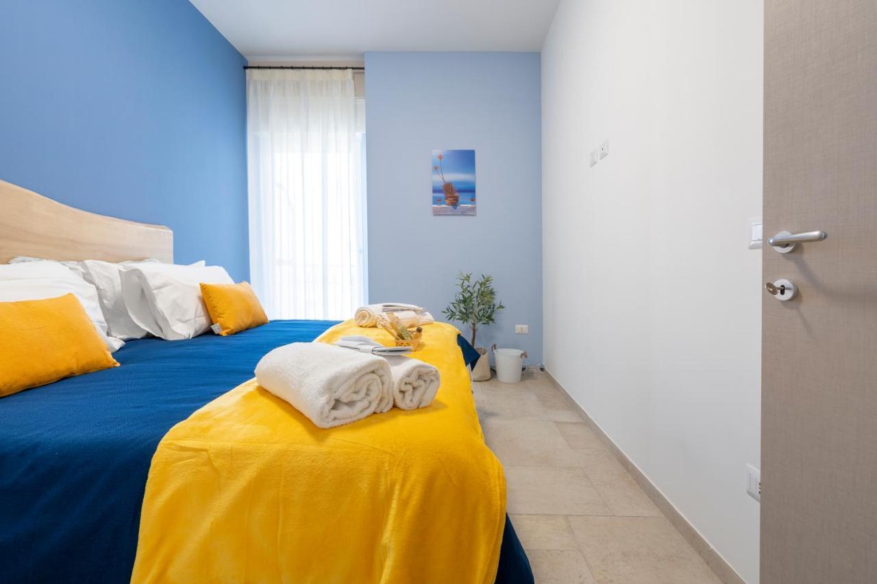 Mediterranea Apartment- Central Station - Free Wifi&Netflix Bari Exteriér fotografie